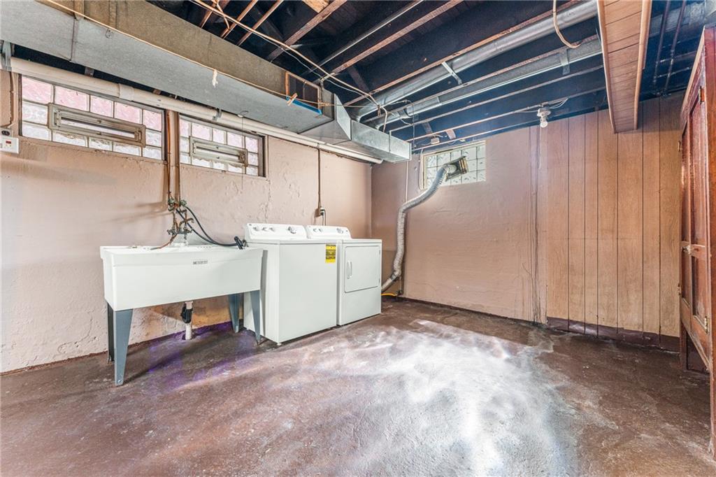 111 Sarah Street McKees Rocks, PA 15136 - Photo 24 of 30 a utility room with dryer and washer