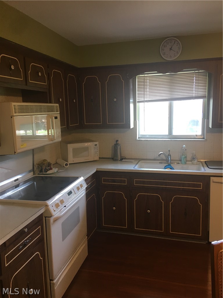 7580 State Road Parma, OH 44134 - Photo 9 of 20