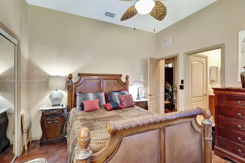 $1,095,000 | 13664 60th Street North, West Palm Beach, FL 33411