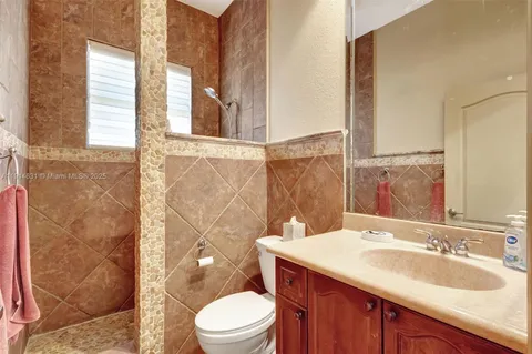 $1,095,000 | 13664 60th Street North, West Palm Beach, FL 33411