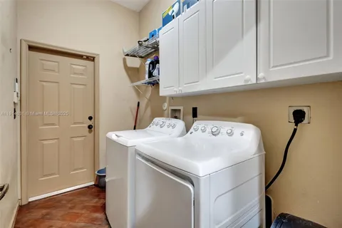 $1,095,000 | 13664 60th Street North, West Palm Beach, FL 33411