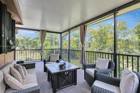 $1,095,000 | 13664 60th Street North, West Palm Beach, FL 33411