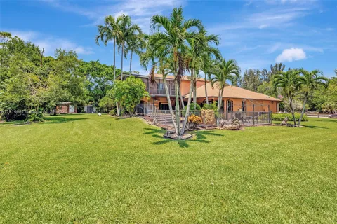 $1,095,000 | 13664 60th Street North, West Palm Beach, FL 33411
