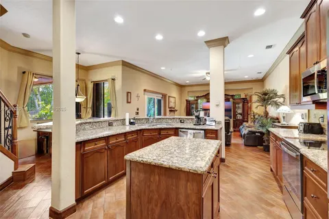 $1,095,000 | 13664 60th Street North, West Palm Beach, FL 33411