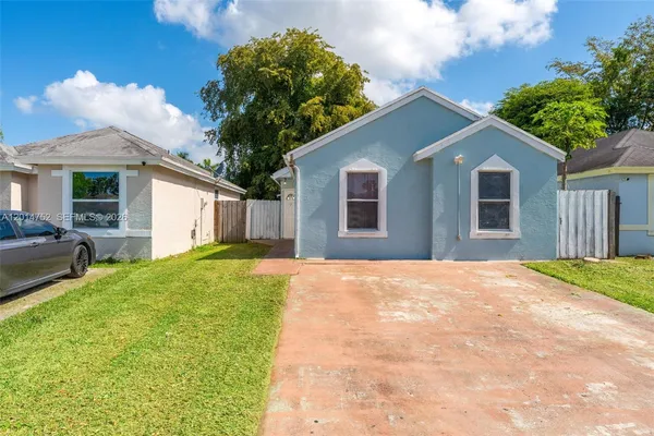 $2,250 | 768 Southwest 9th Street, Florida City, FL 33034