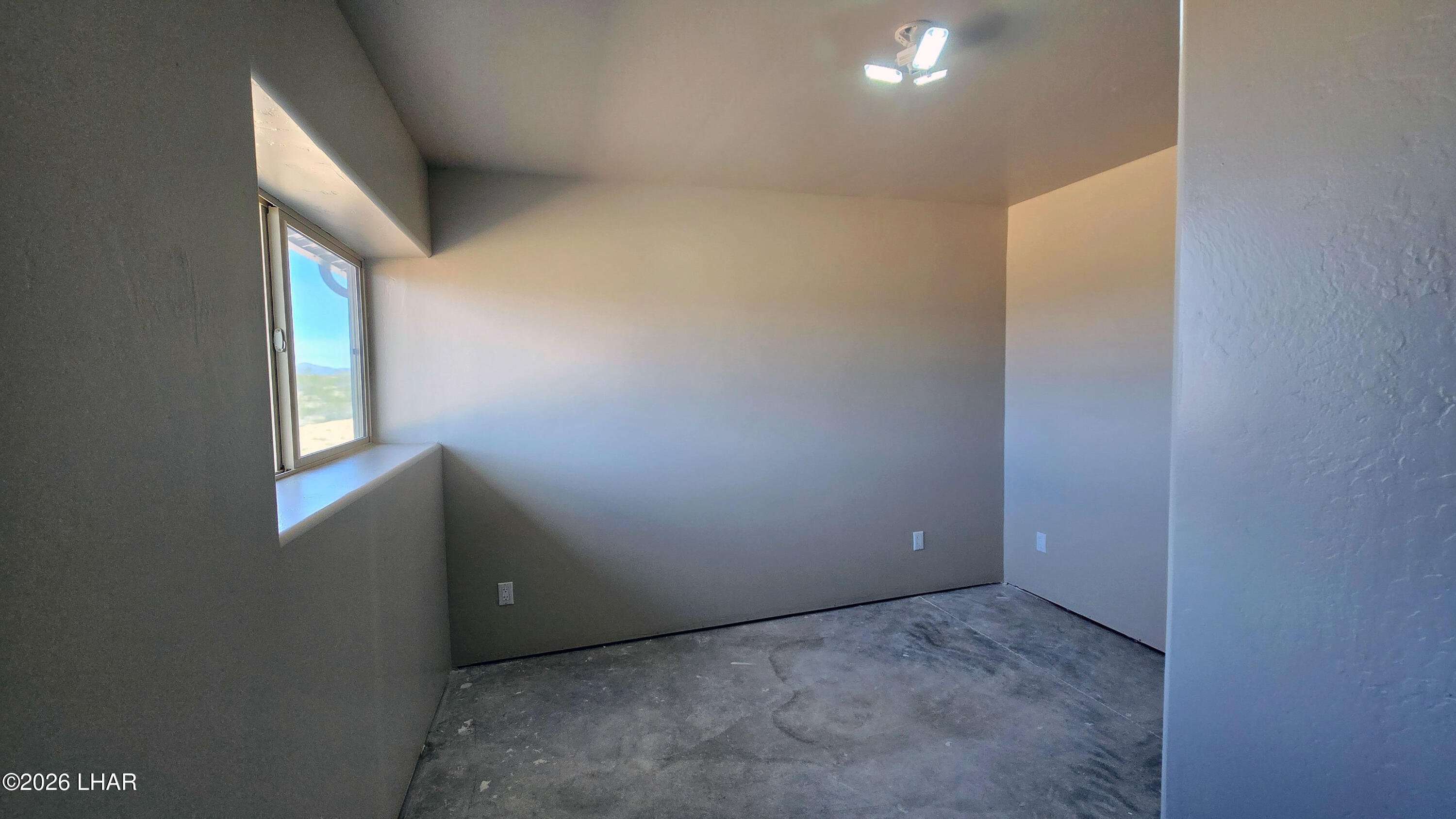 4302 West Speedway Road Yucca, AZ 86438 - Photo 25 of 43