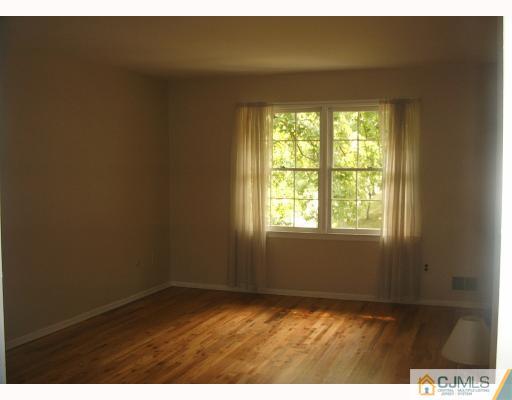 118 Kimberly Road Colonia, NJ 07067 - Photo 5 of 5 Gallery Image 5