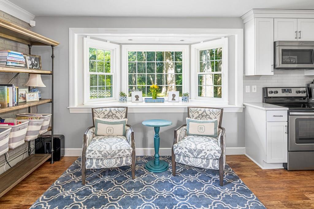 81 Townsend Road Scituate, MA 02066 - Photo 6 of 30 Gallery Image 6