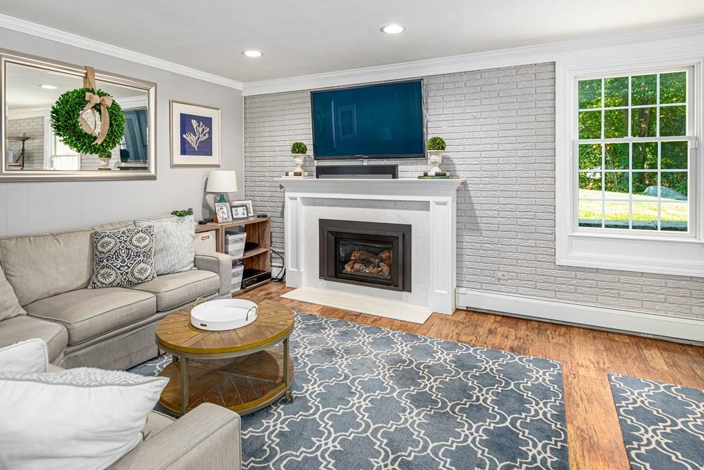 81 Townsend Road Scituate, MA 02066 - Photo 7 of 30 Gallery Image 7