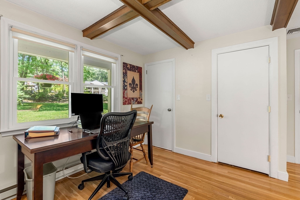 28 Birch Road Andover, MA 01810 - Photo 14 of 40