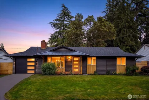 $589,950 | 30032 5th Avenue Southwest, Federal Way, WA 98023