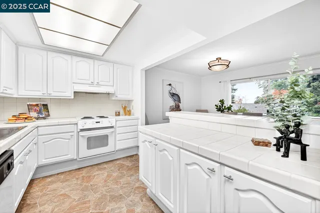 $375,000 | 1400 Ptarmigan Drive, Unit 2, Walnut Creek, CA 94595