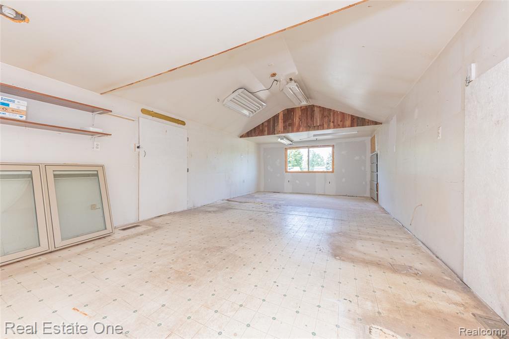 912 North Wixom Road Wixom, MI 48393 - Photo 47 of 49