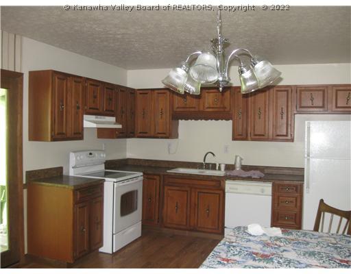 3776 Flatwoods Road Ravenswood, WV 26164 - Photo 3 of 8 Kitchen.