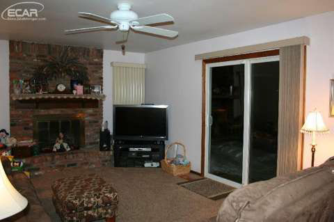 5264 Lethbridge Road Grand Blanc, MI 48439 - Photo 3 of 11 20431279-2.JPG