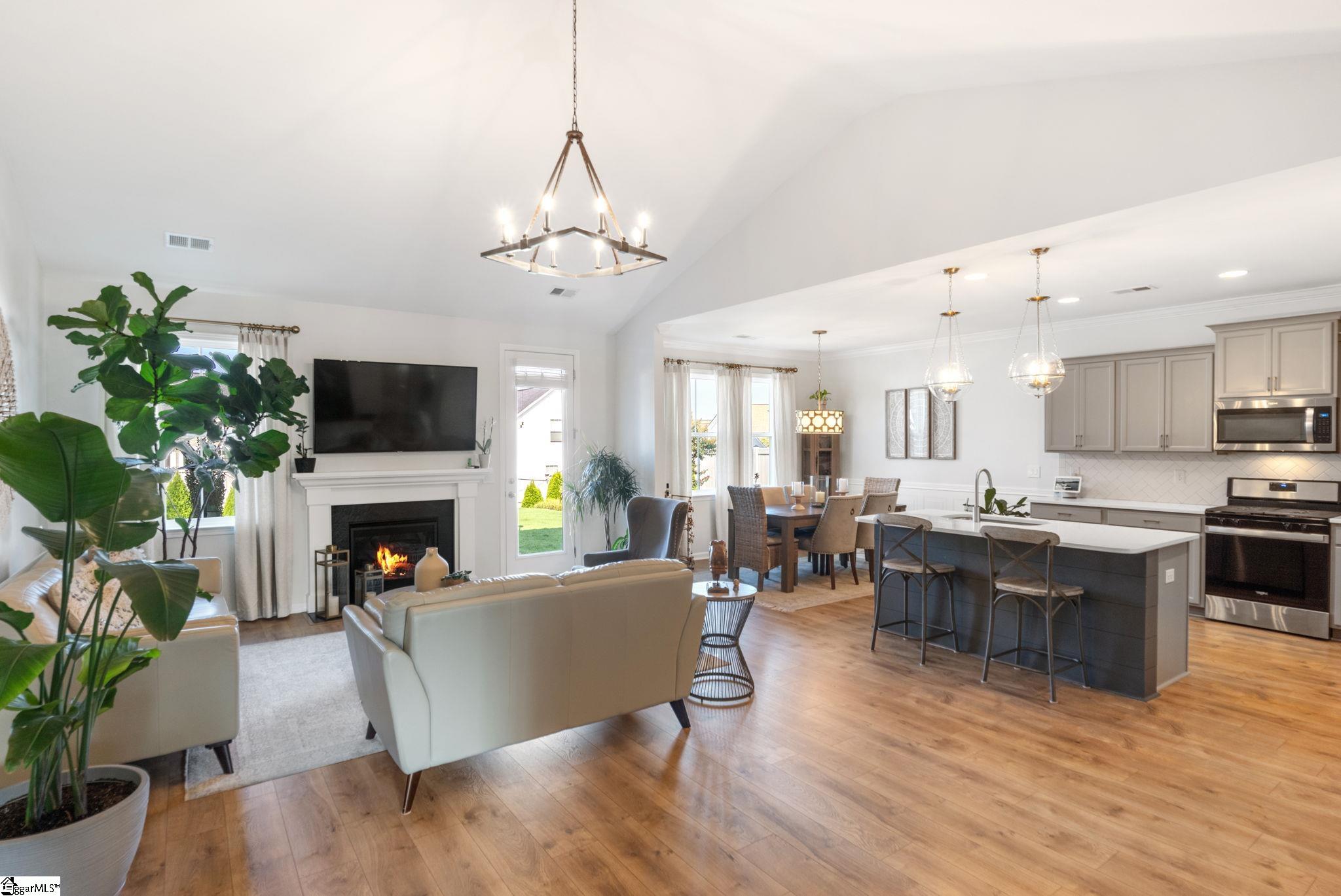 8 Octavia Road Taylors, SC 29687 - Photo 3 of 26 Gallery Image 3