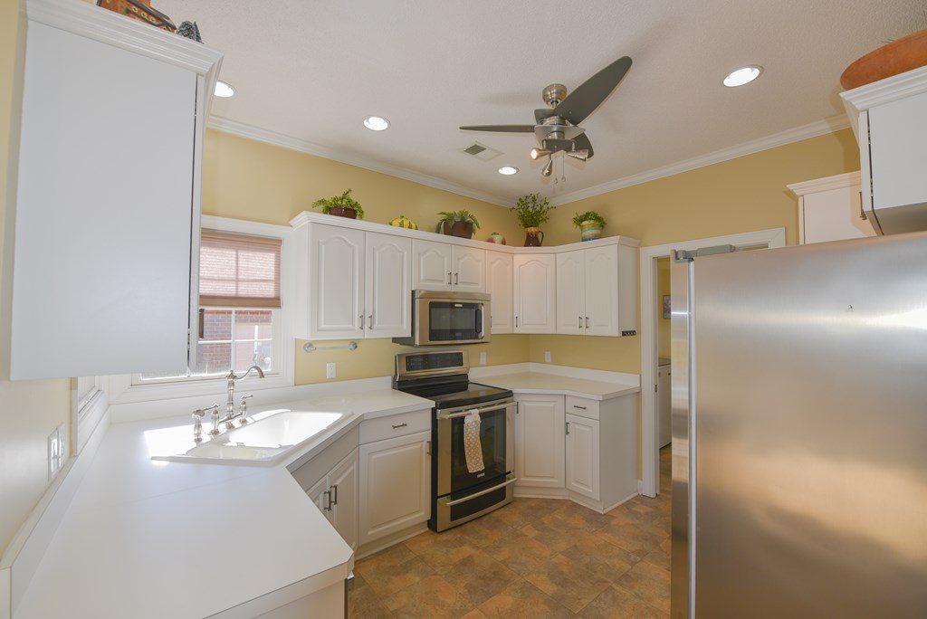 414 Rivers Run Greenwood, SC 29649 - Photo 11 of 36