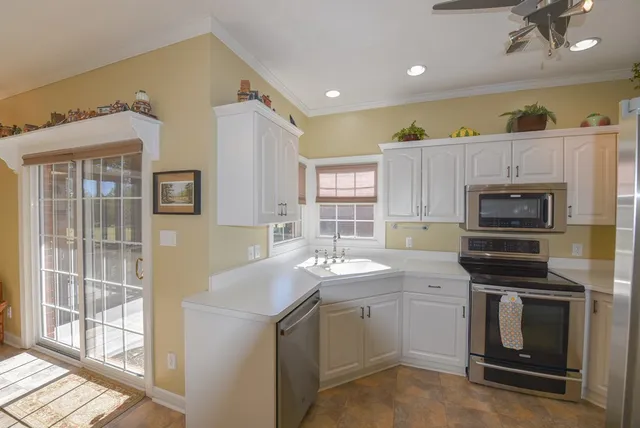 $285,000 | 414 Rivers Run, Greenwood, SC 29649