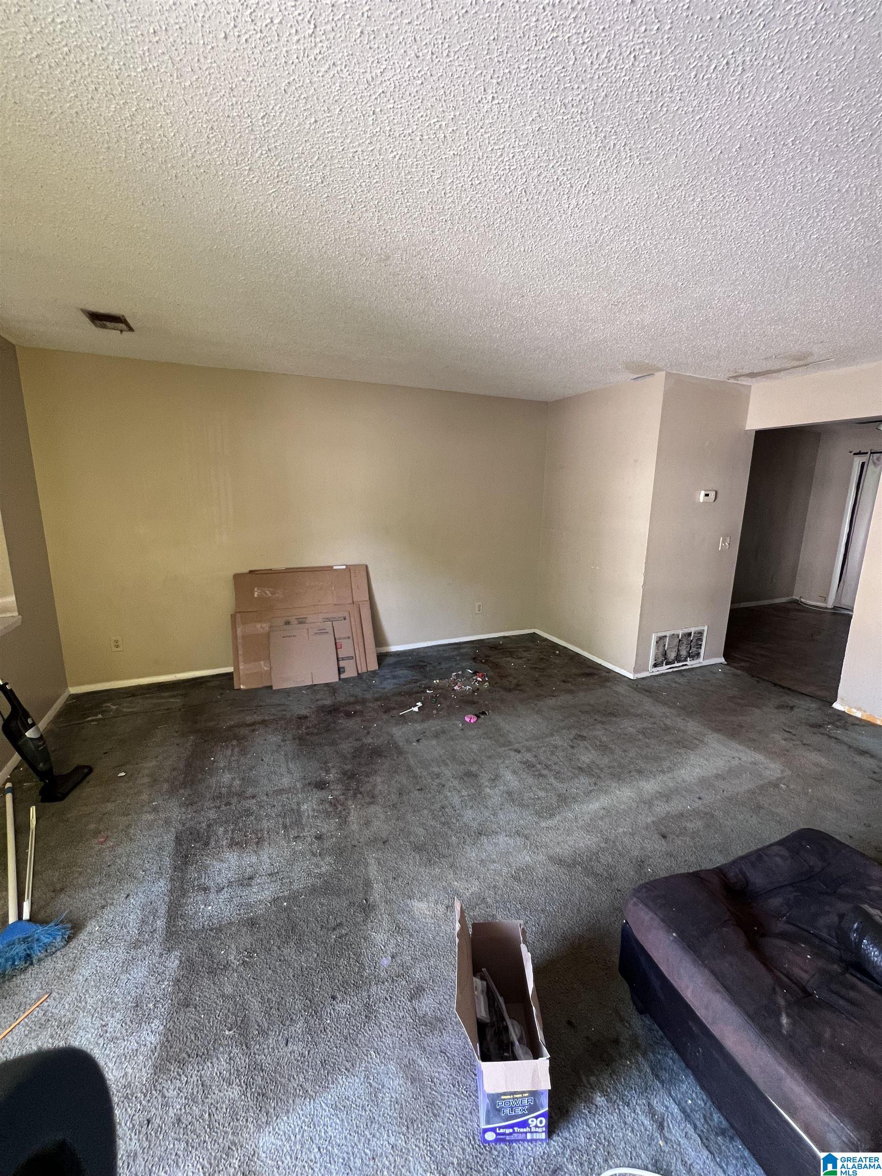1904 Springlake Court Birmingham, AL 35215 - Photo 2 of 12