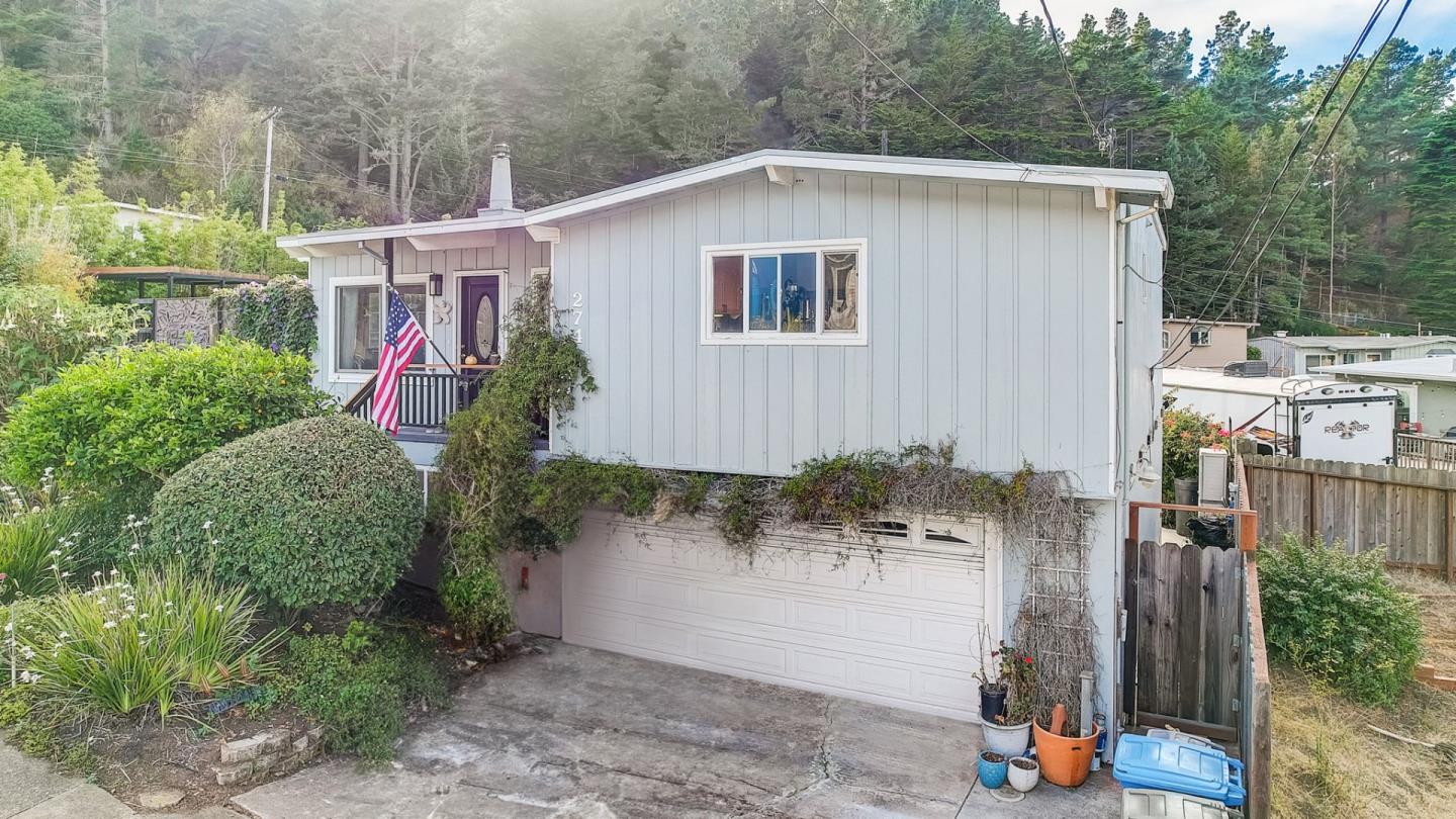 274 Hillside Drive Pacifica, CA 94044 - Photo 4 of 56 a aerial view of a house with yard and sitting area