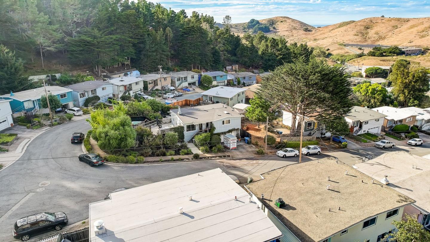 274 Hillside Drive Pacifica, CA 94044 - Photo 46 of 56 a view of a park with large trees