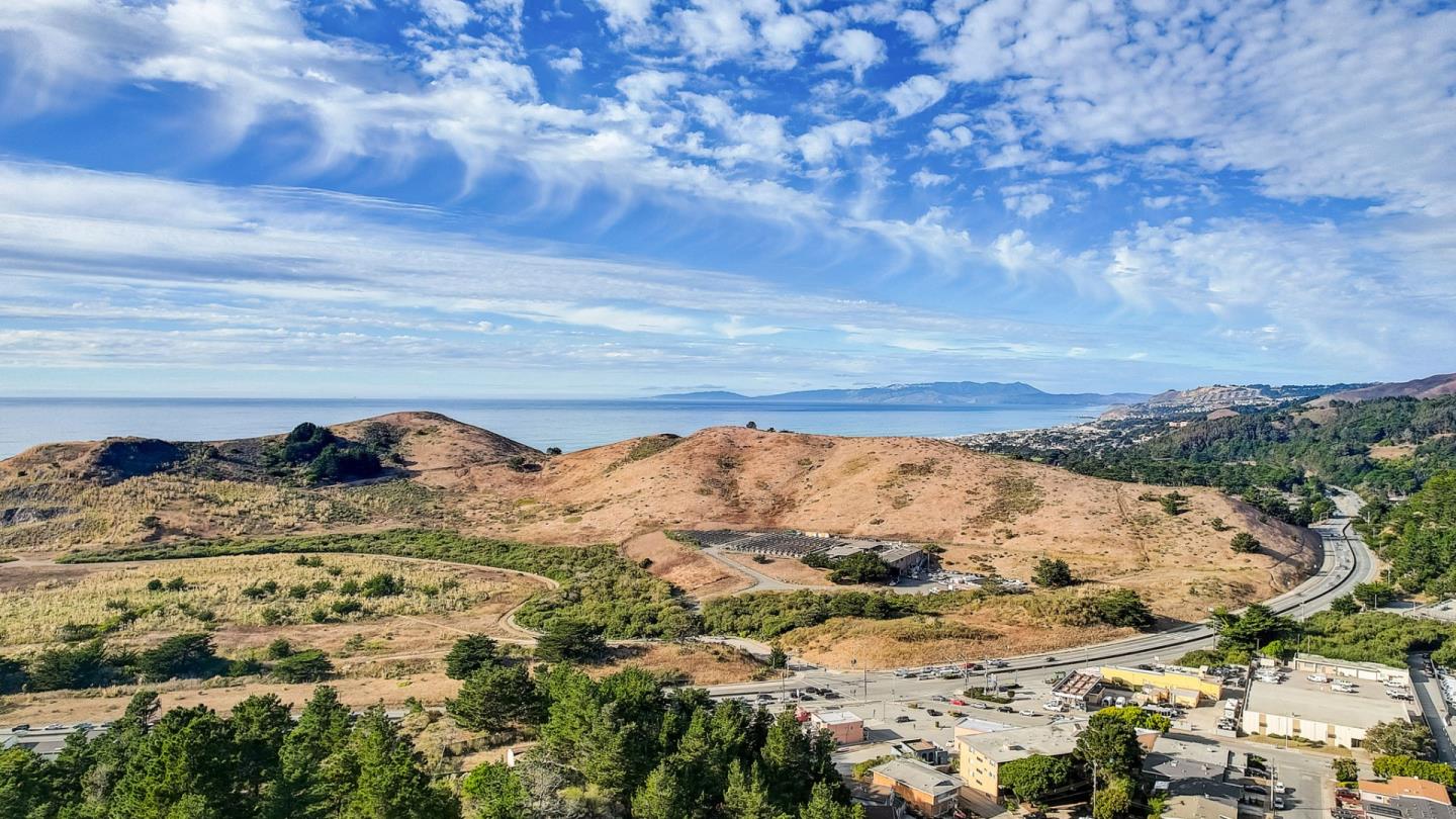 274 Hillside Drive Pacifica, CA 94044 - Photo 53 of 56 a view of mountain with view of lake