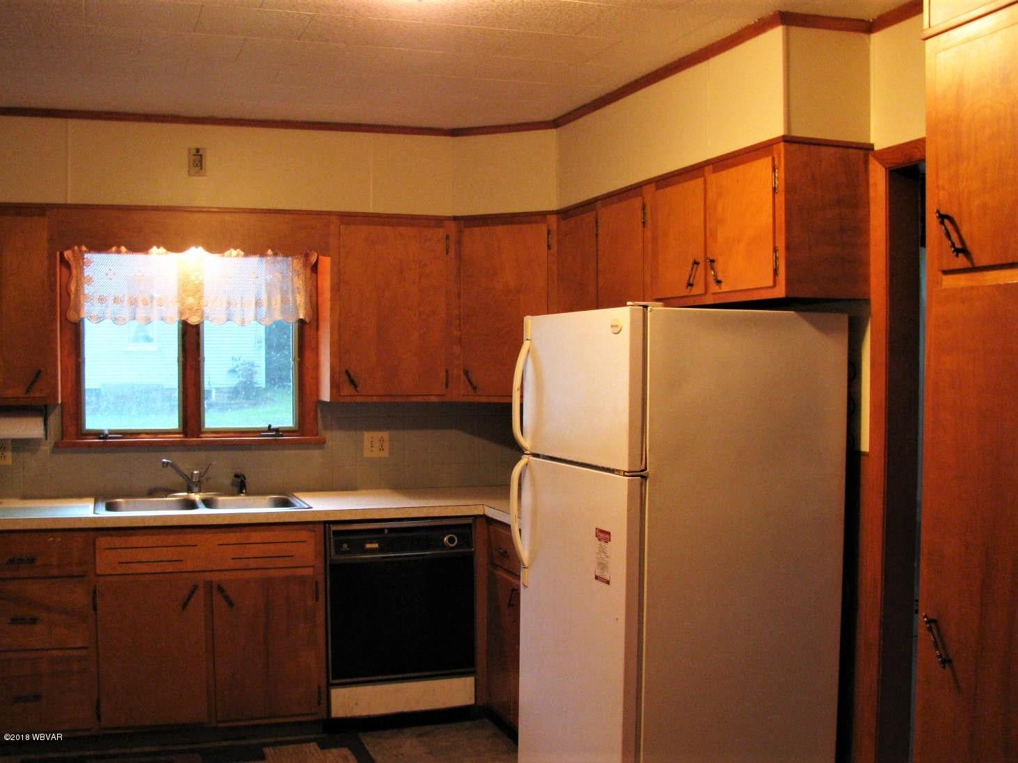 100 North Middle Road Muncy, PA 17756 - Photo 4 of 14 KITCHEN1