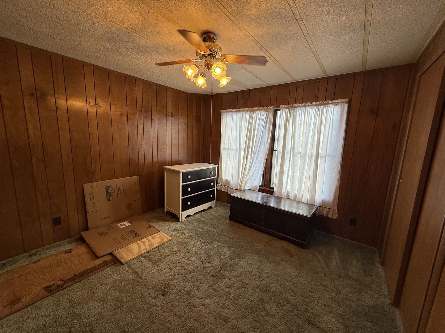 278 Blackthorn Road Matteson, IL 60443 - Photo 17 of 20 a view of kitchen and window