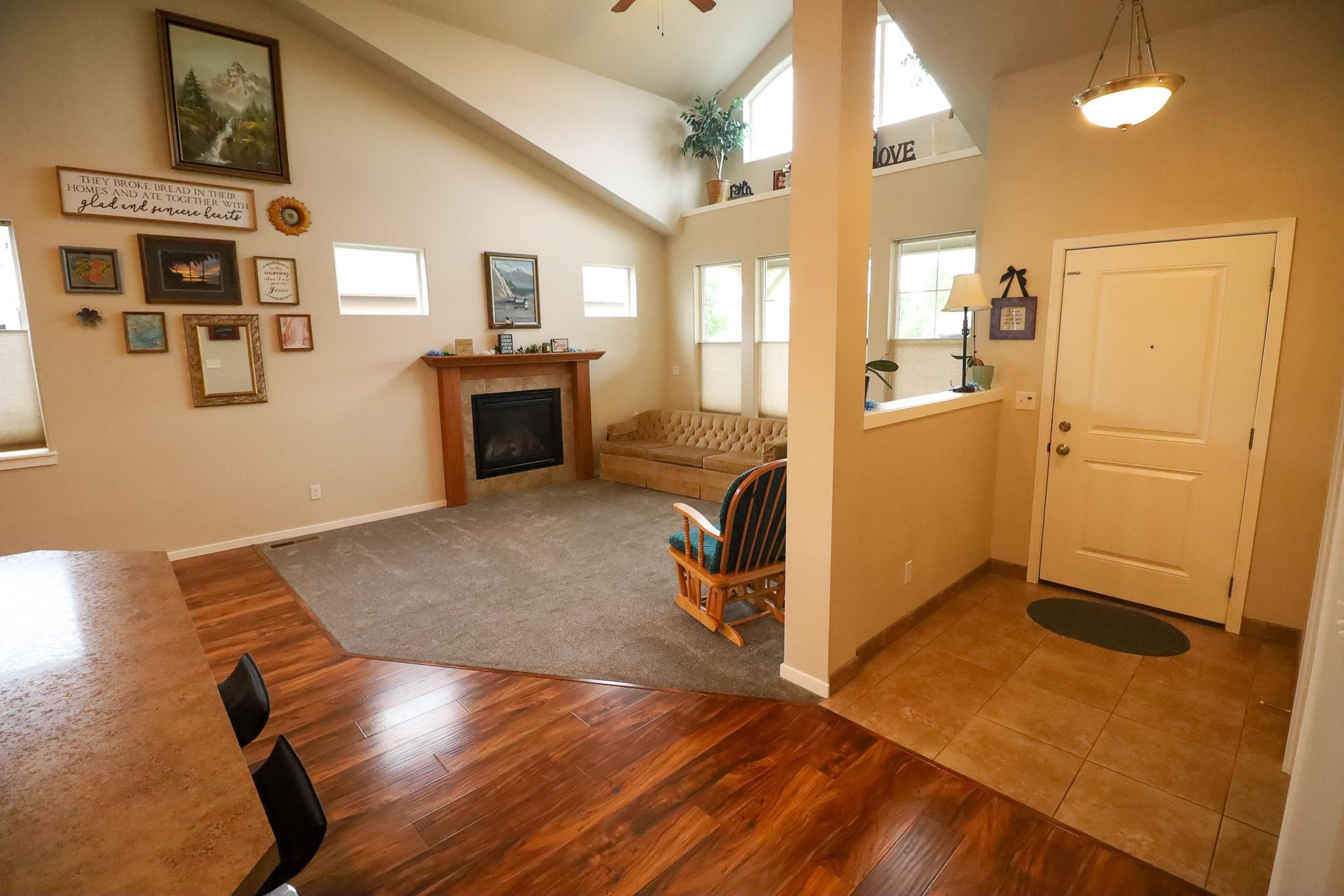 325 Parker Court Colbert, WA 99005 - Photo 5 of 50