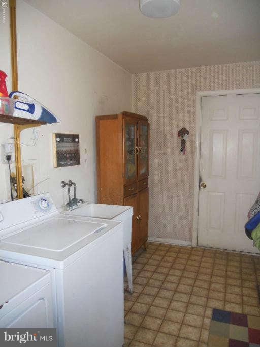 4316 Sir Walter Road Olney, MD 20832 - Photo 11 of 27 Interior (General)