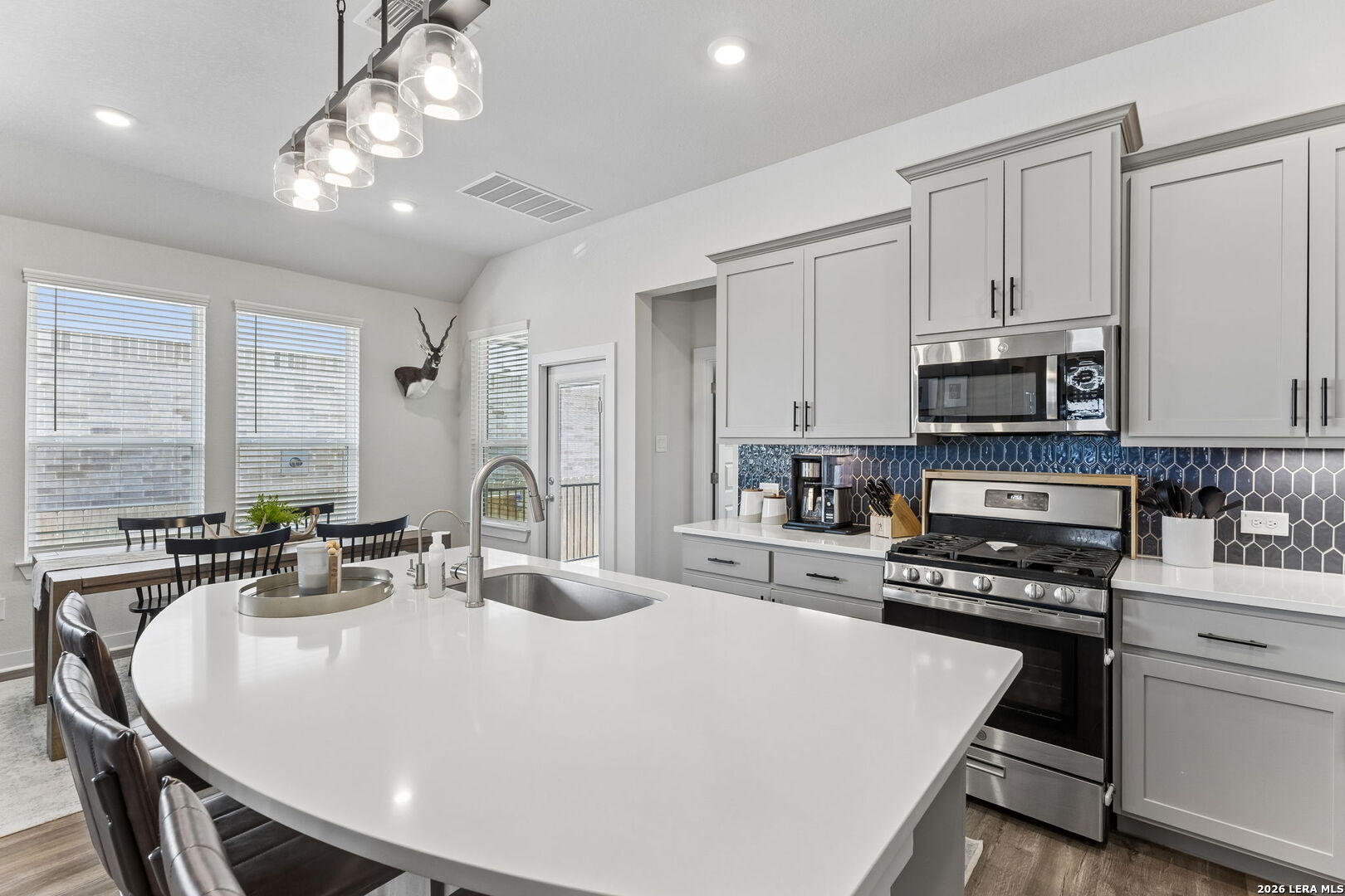 1425 Escarpment Road New Braunfels, TX 78132 - Photo 11 of 54