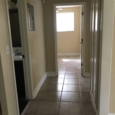 $1,385 | 2753 Kennedy Drive, Tallahassee, FL 32310