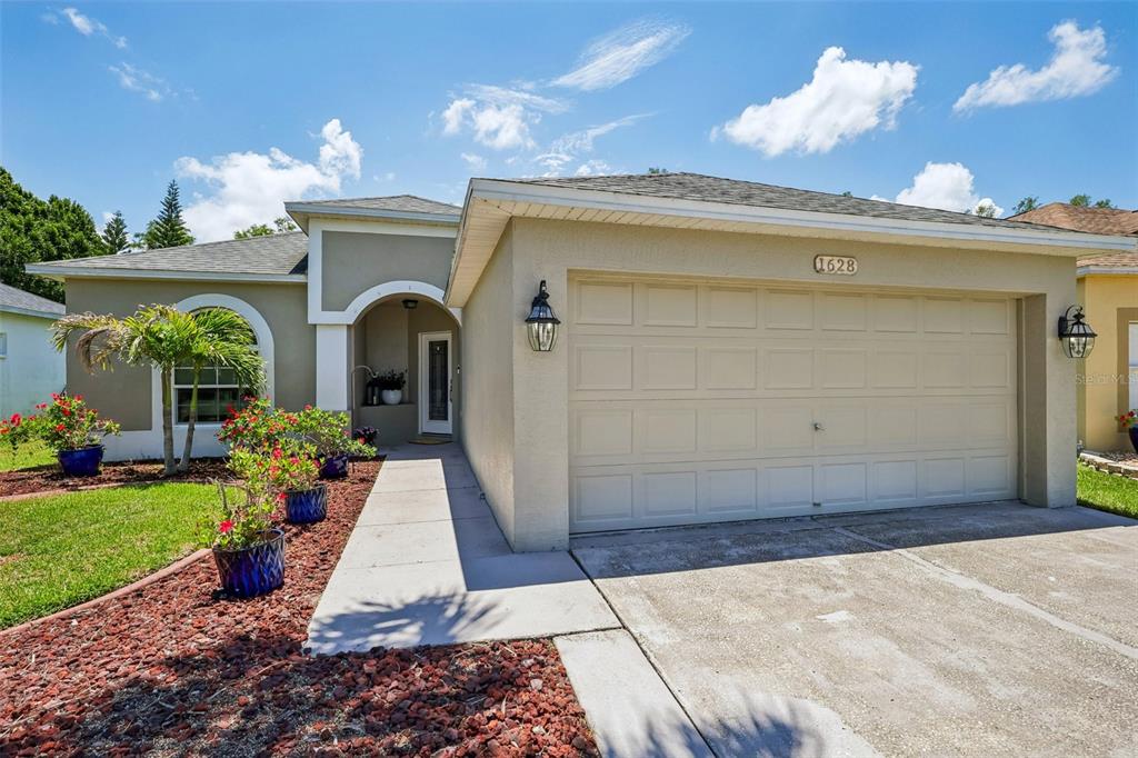 1628 Crossvine Court Trinity, FL 34655 - Photo 4 of 58