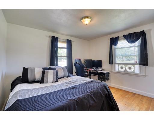 172 Windemere Street Springfield, MA 01104 - Photo 13 of 19 Gallery Image 13