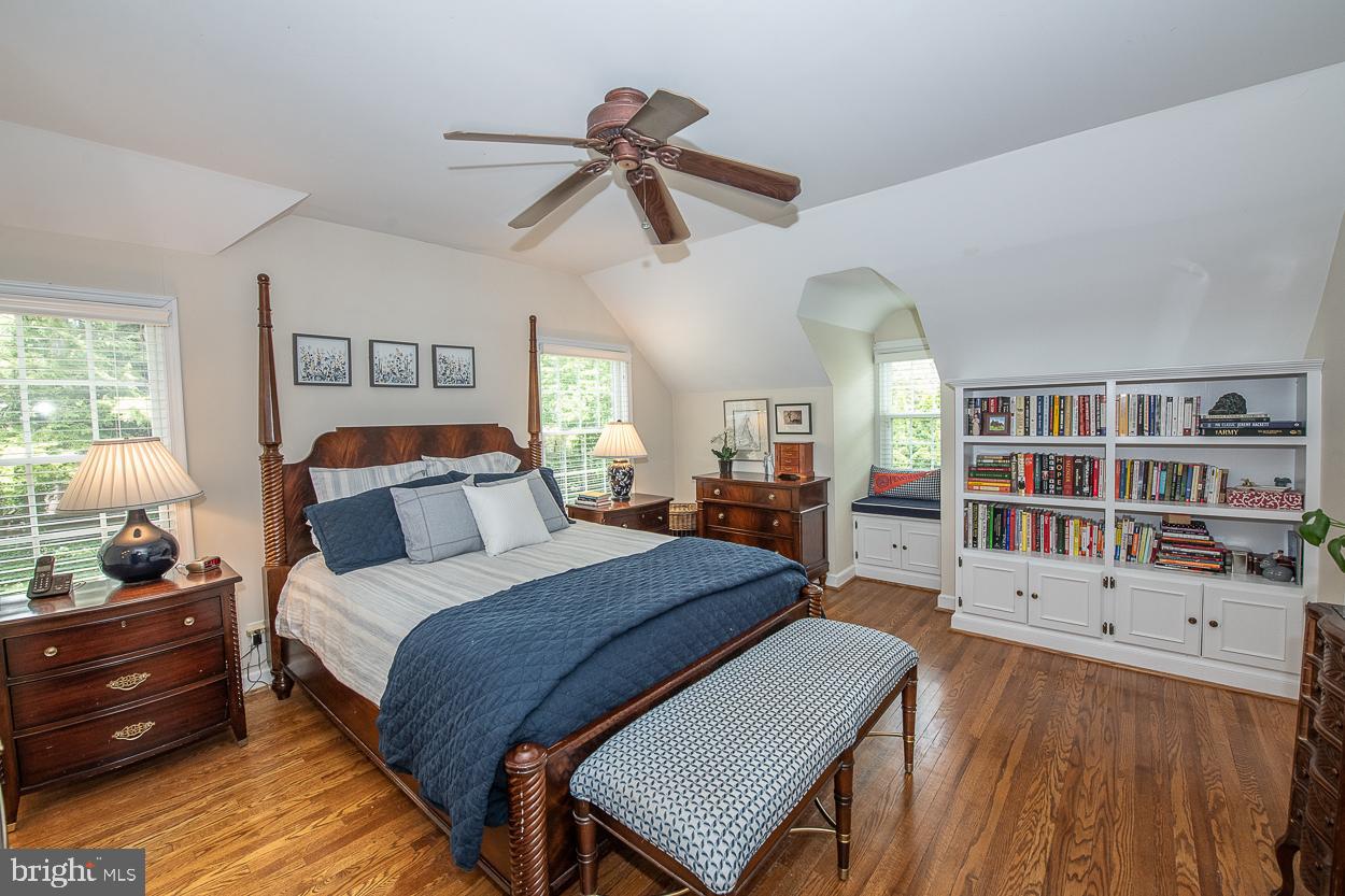 5 Chestnut Lane Wayne, PA 19087 - Photo 18 of 29 Master Bedroom