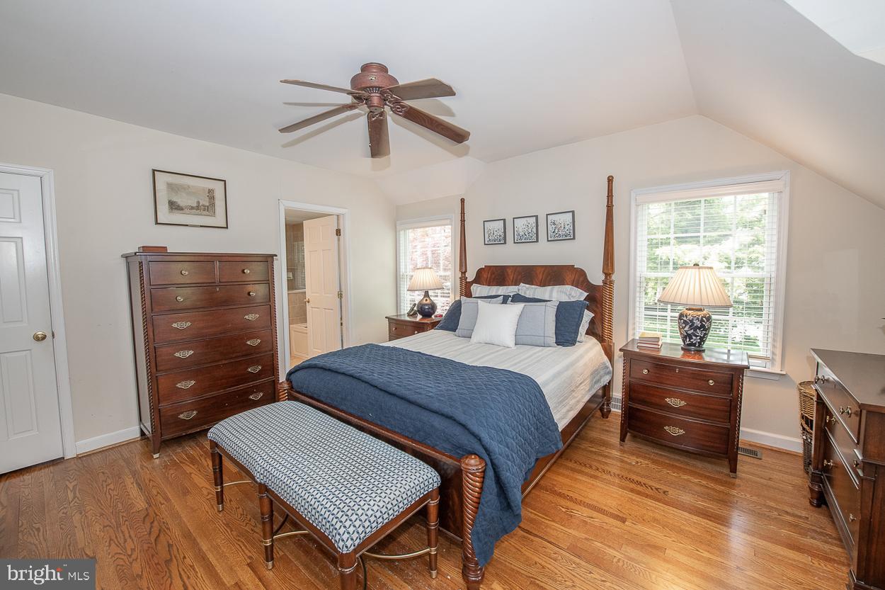 5 Chestnut Lane Wayne, PA 19087 - Photo 20 of 29 Walk-in closet and en suite bath