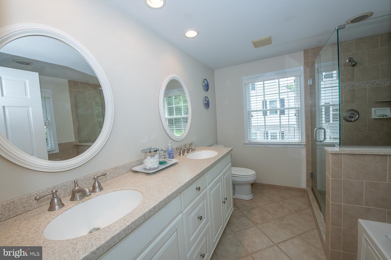 5 Chestnut Lane Wayne, PA 19087 - Photo 21 of 29 Master Bathroom