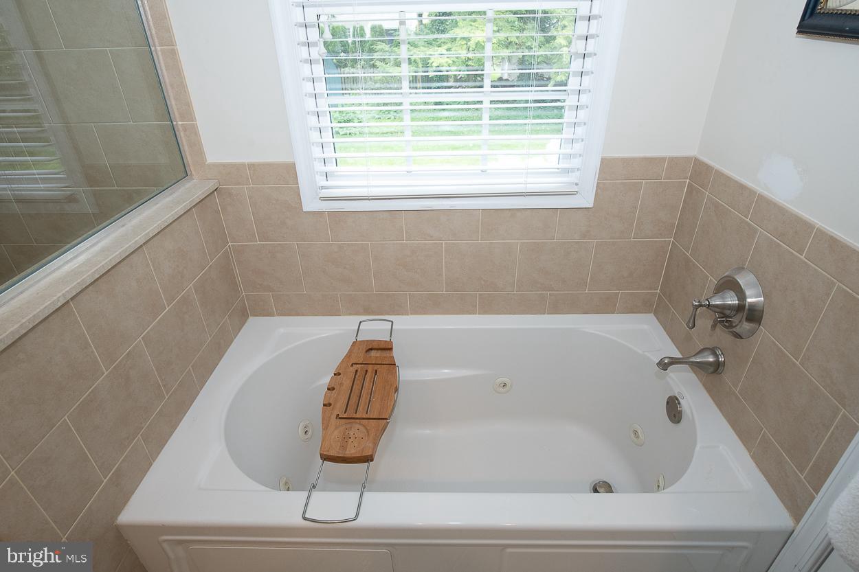 5 Chestnut Lane Wayne, PA 19087 - Photo 22 of 29 Master Bathroom