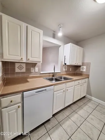 $1,500 | 2947 Jessica Drive, Unit A, Winterville, NC 28590