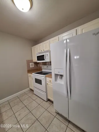 $1,500 | 2947 Jessica Drive, Unit A, Winterville, NC 28590