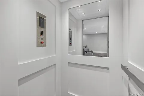 $1,600,000 | 1840 Soundview Court, Yorktown Heights, NY 10598