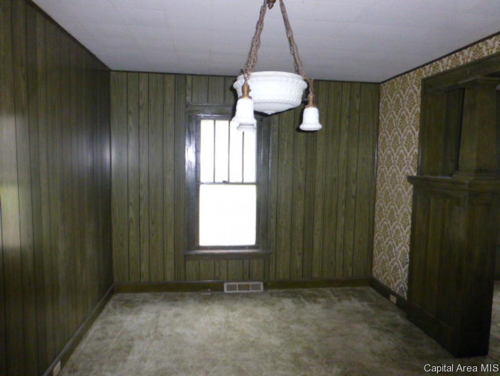 2501 East Ash Street Springfield, IL 62703 - Photo 4 of 13