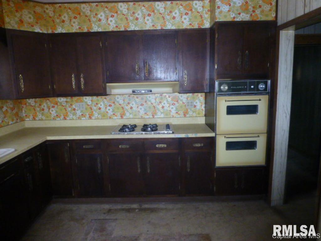 2501 East Ash Street Springfield, IL 62703 - Photo 5 of 13