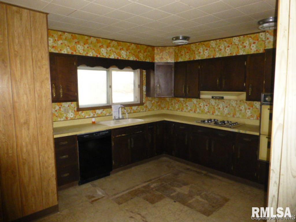 2501 East Ash Street Springfield, IL 62703 - Photo 6 of 13