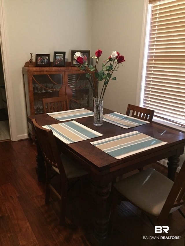 505 Clubhouse Road Brewton, AL 36426 - Photo 6 of 13 Breakfast Area
