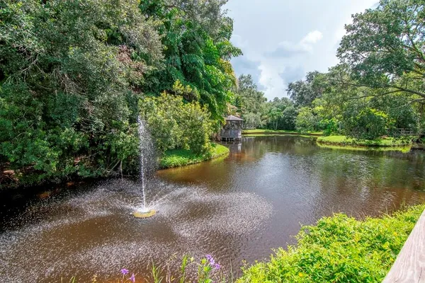 $489,000 | 2923 West Gandy Boulevard, Unit 2923, Tampa, FL 33611