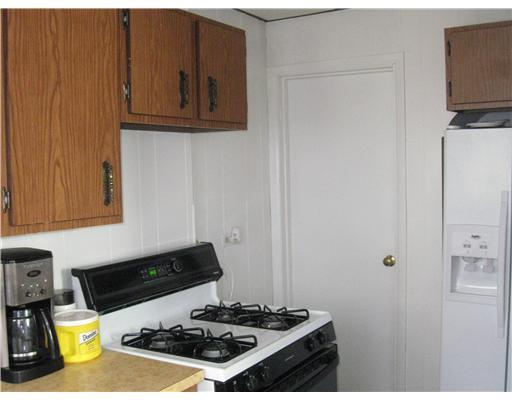 4037 Brandon Road Brighton Heights, PA 15212 - Photo 4 of 7 Kitchen.