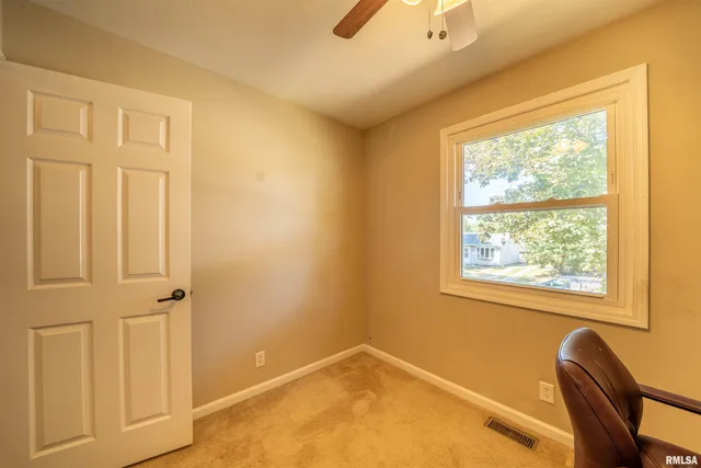 $150,000 | 109 Blossom Terrace, Washington, IL 61571