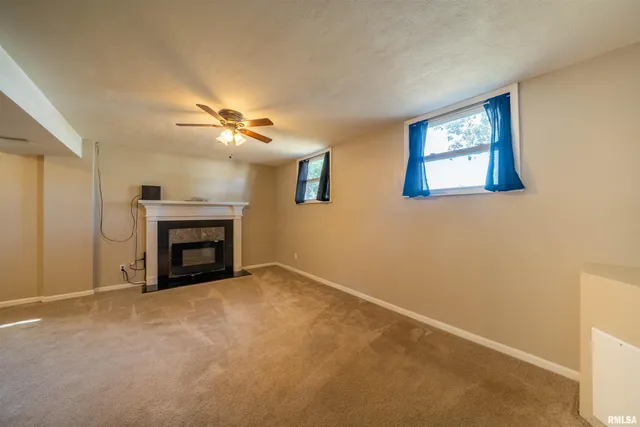 $150,000 | 109 Blossom Terrace, Washington, IL 61571