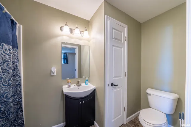 $150,000 | 109 Blossom Terrace, Washington, IL 61571